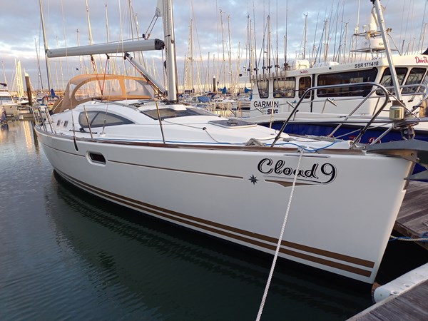 2011 Jeanneau Sun Odyssey 39DS