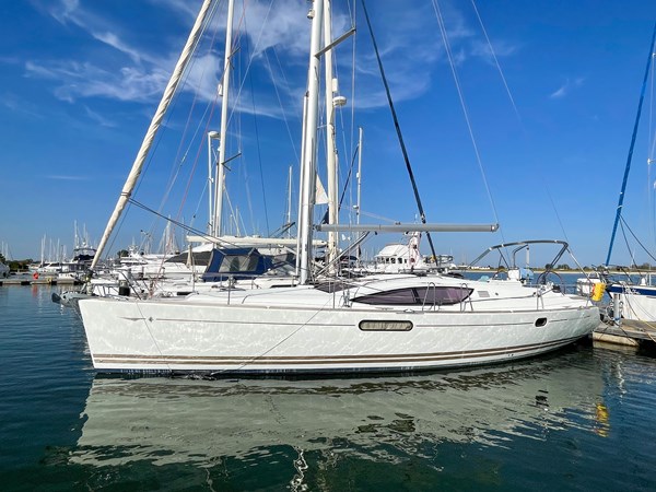 2012 Jeanneau Sun Odyssey 45DS
