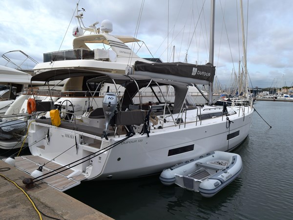 2021 Dufour 530