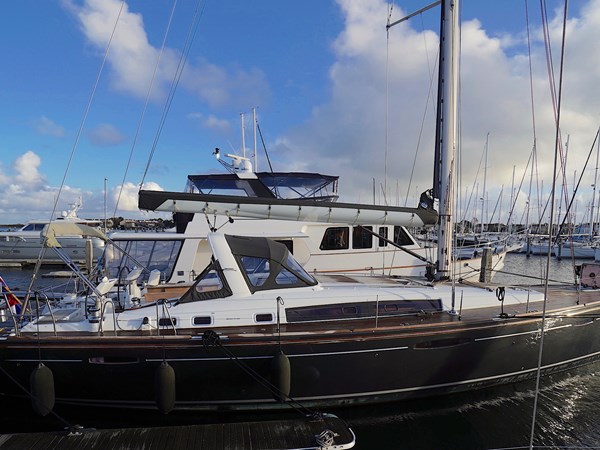 2011 Beneteau Oceanis 58