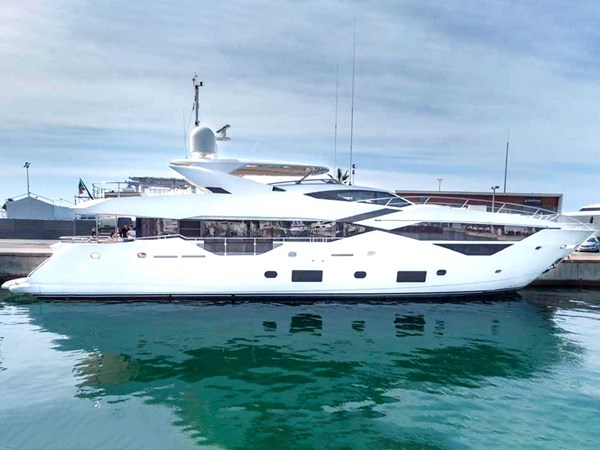 Sunseeker 116 Yacht For Sale