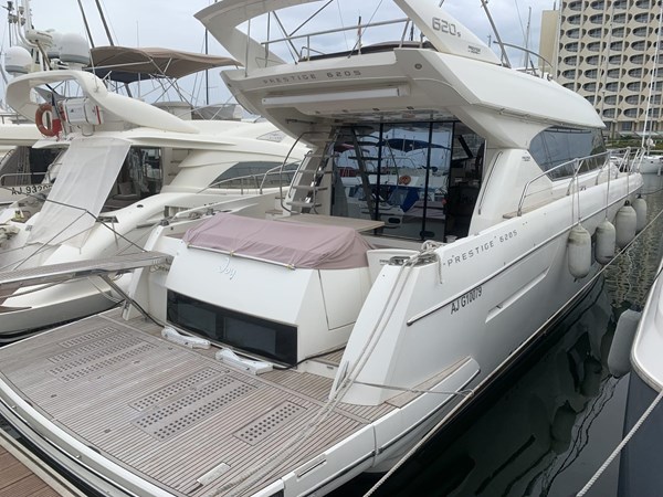 2016 Prestige 620 S