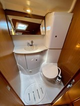 2007 Jeanneau Sun Odyssey 42i For Sale Master Cabin En-Sute