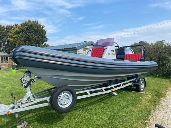 2017 Gemini Waverider 650