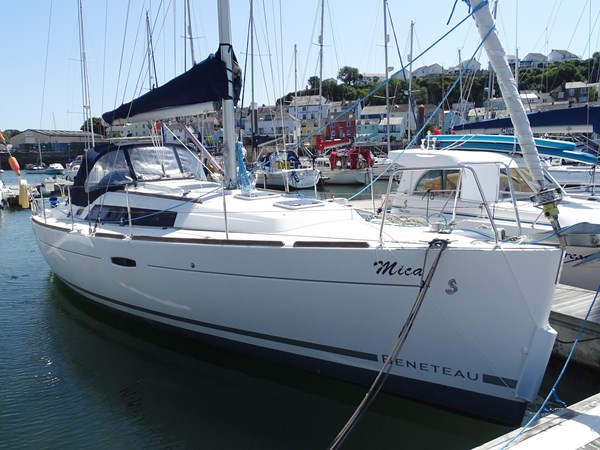 Beneteau Oceanis 34