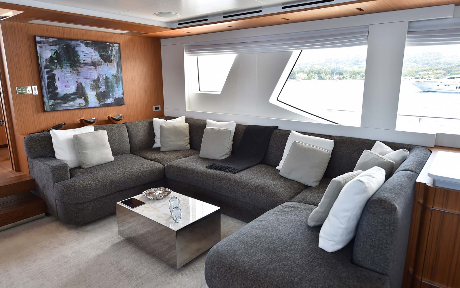 Cdm Nauta Air 90 - Saloon