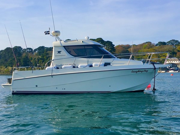 2005 Rodman 810