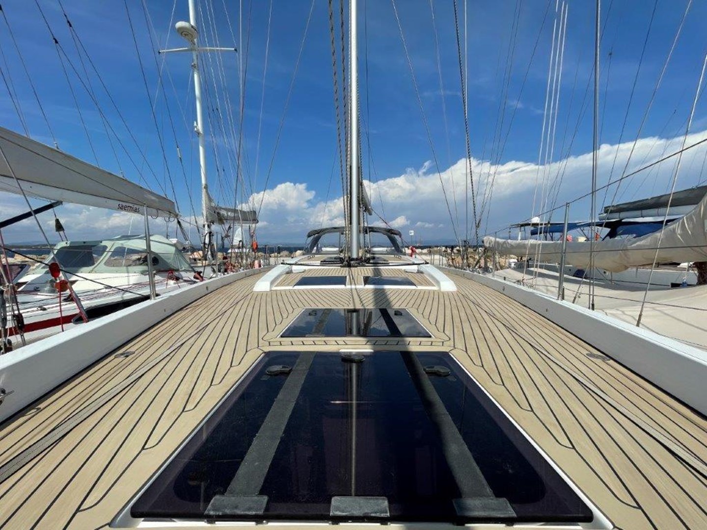 Hanse 588