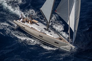 Standard Version of the Beneteau First 44