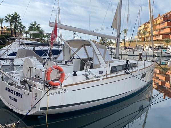 Beneteau Oceanis 38.1 for sale