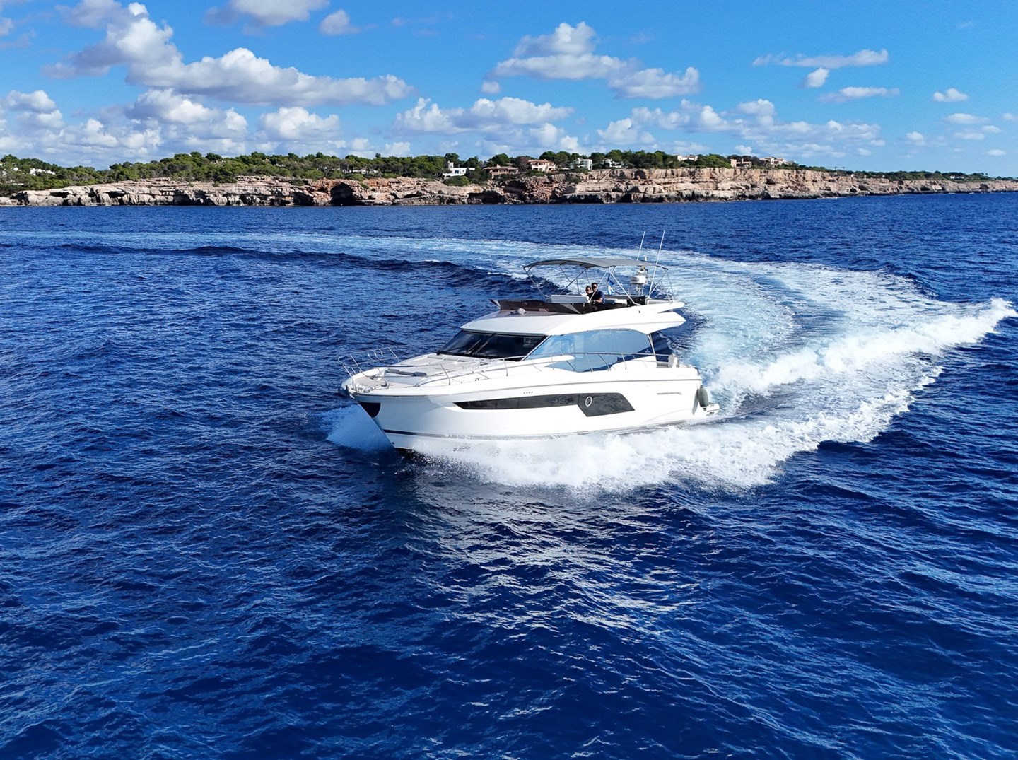 Prestige 520 Flybridge