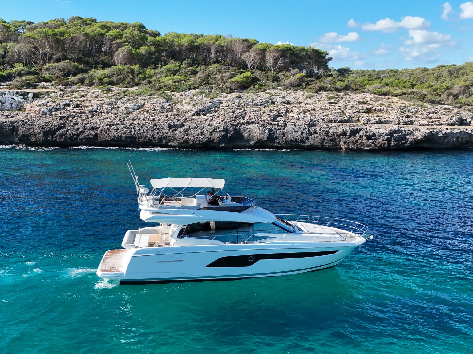 Prestige 520 Flybridge