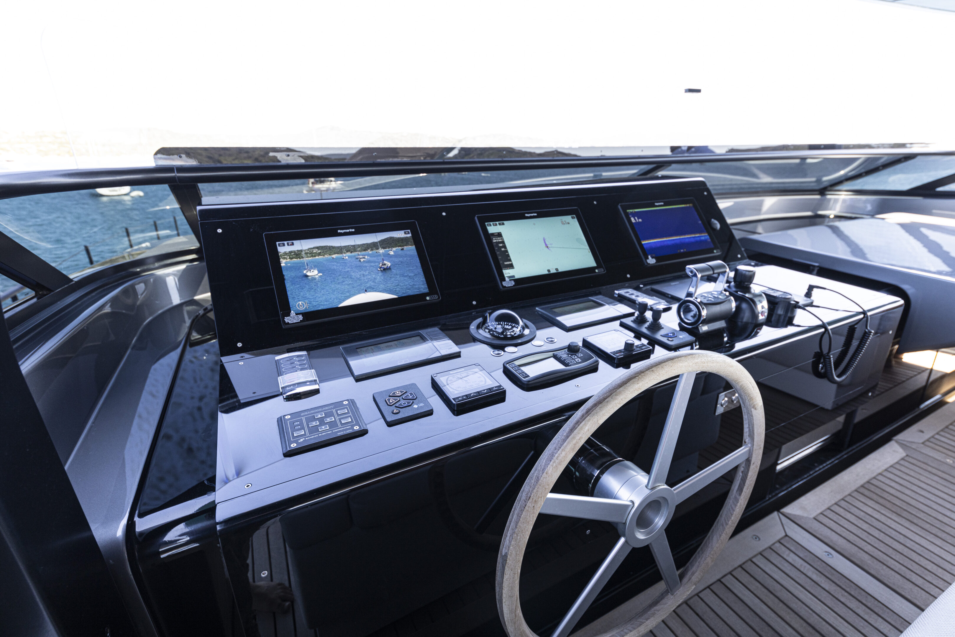 SL120a Blue Angel exterior flybridge helm