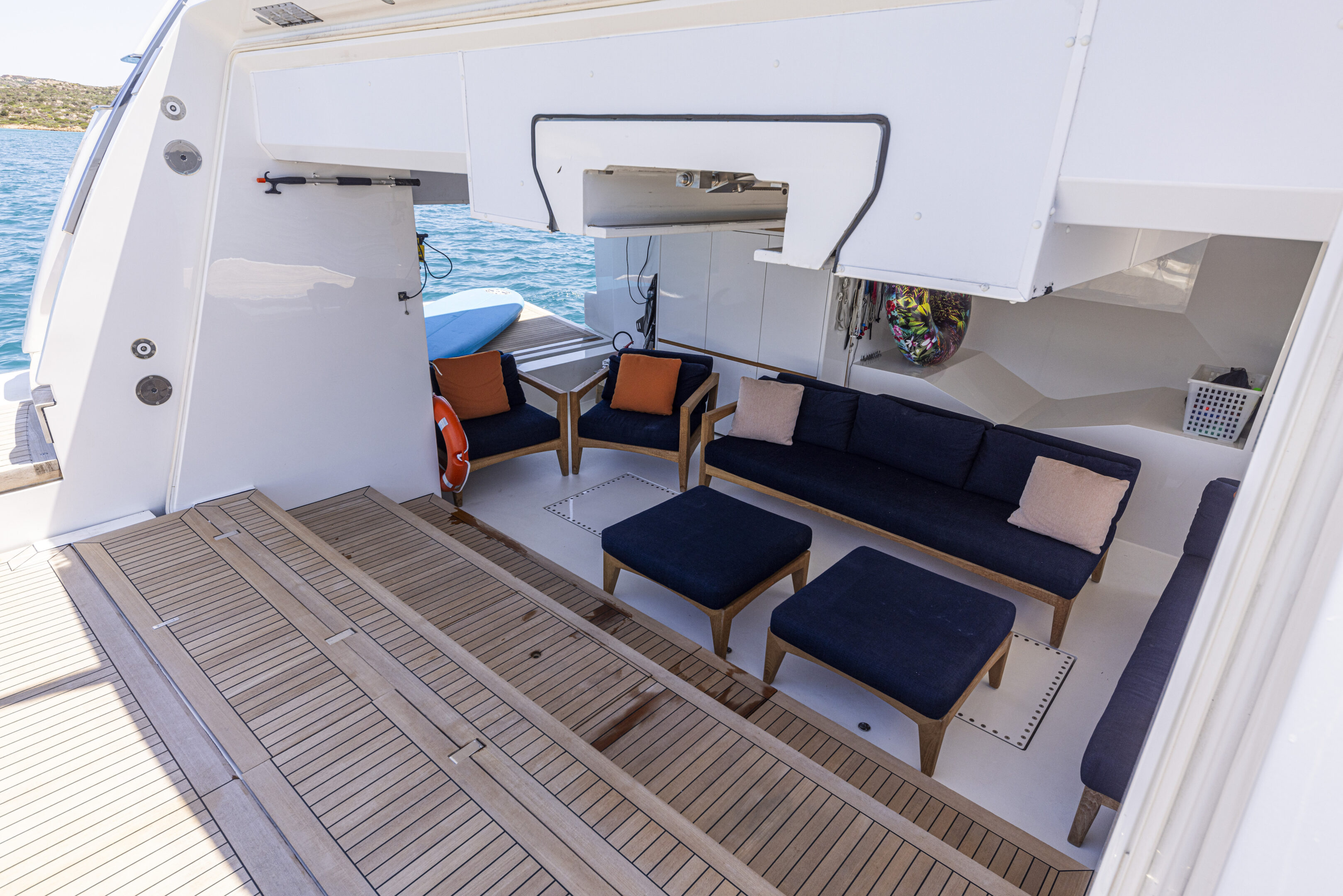 SL120a Blue Angel exterior Lazarette