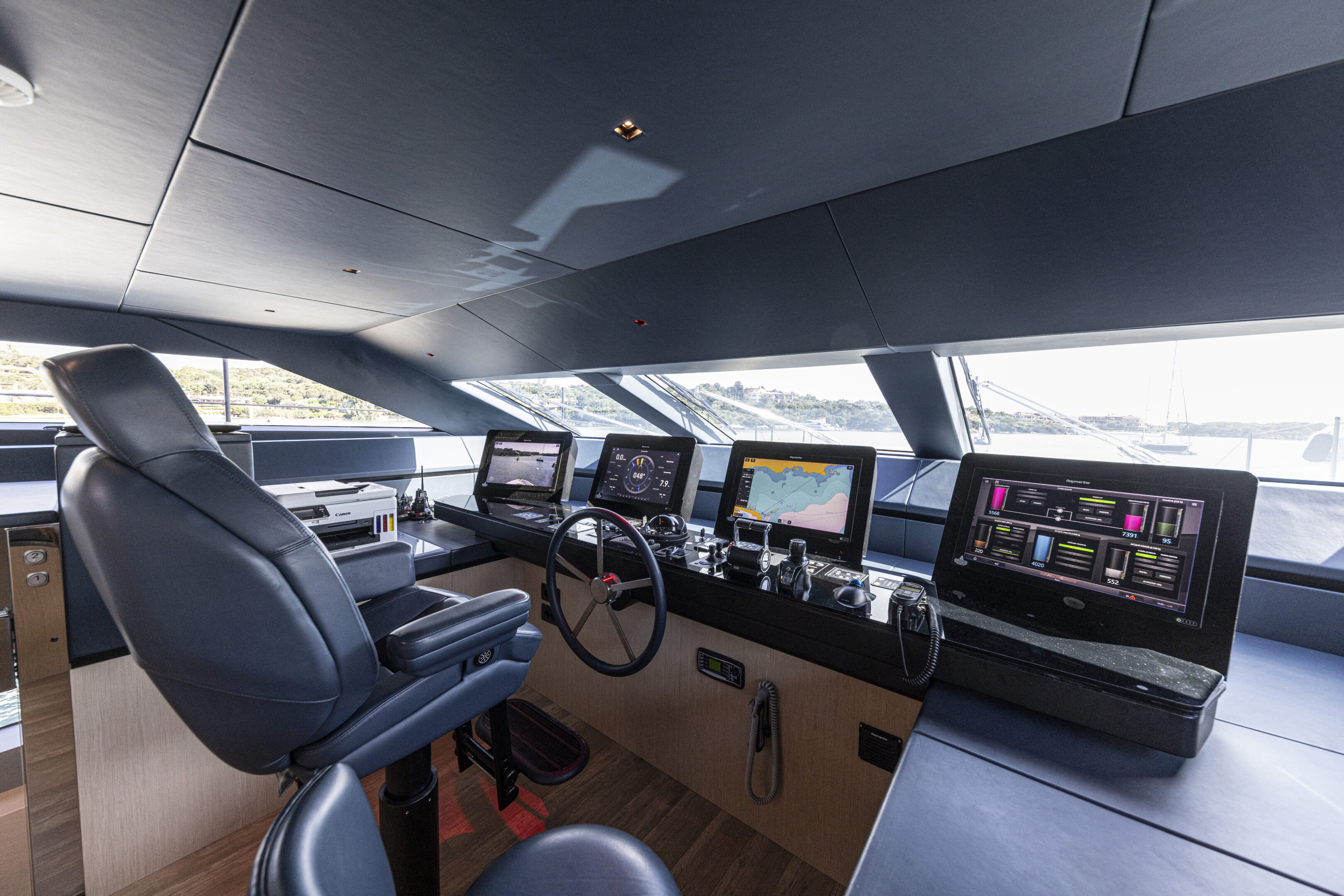 SL120a Blue Angel interior helm