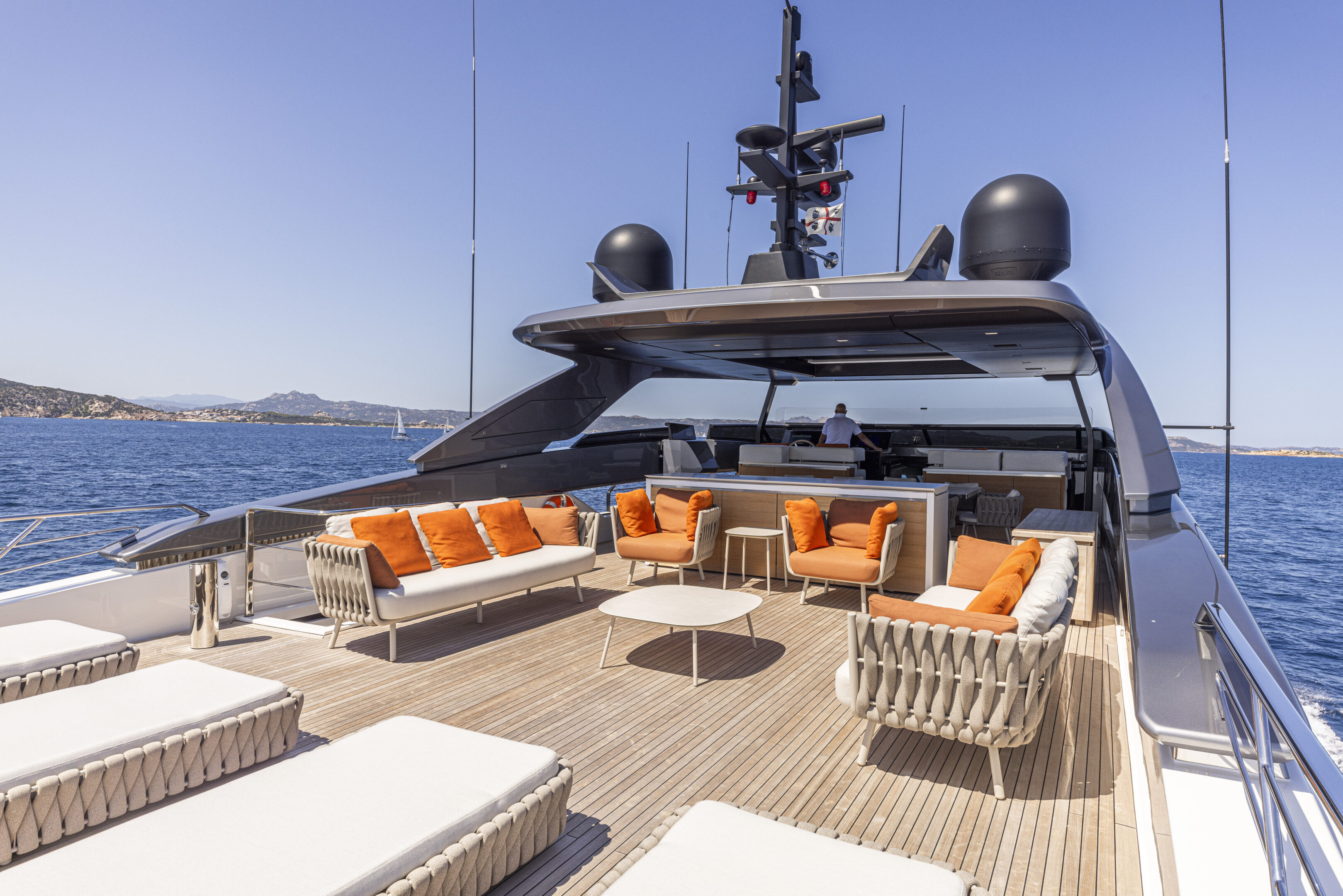 SL120a Blue Angel exterior flybridge aft