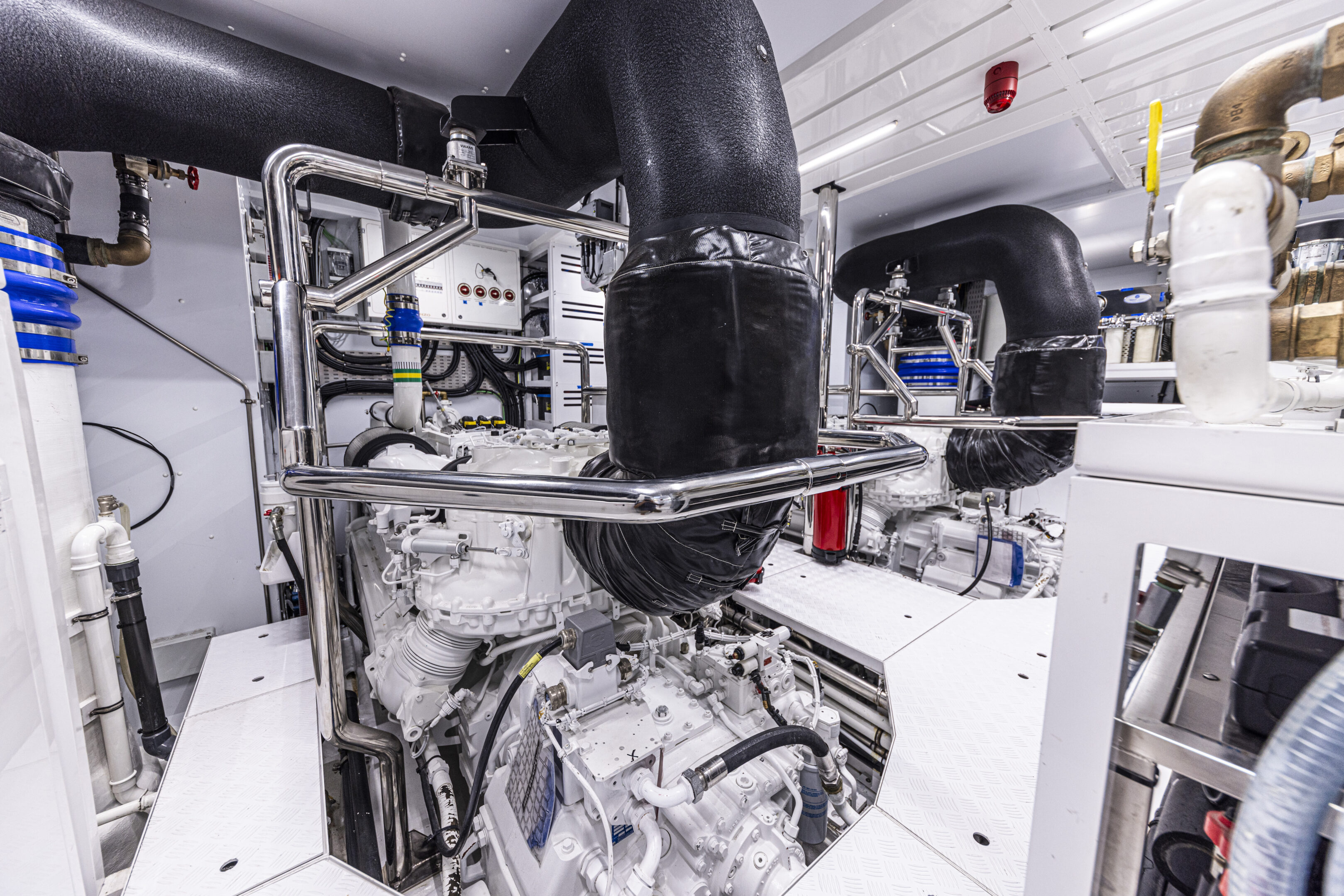 SL120a Blue Angel engines