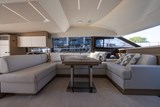 Prestige 520 for sale - saloon seating