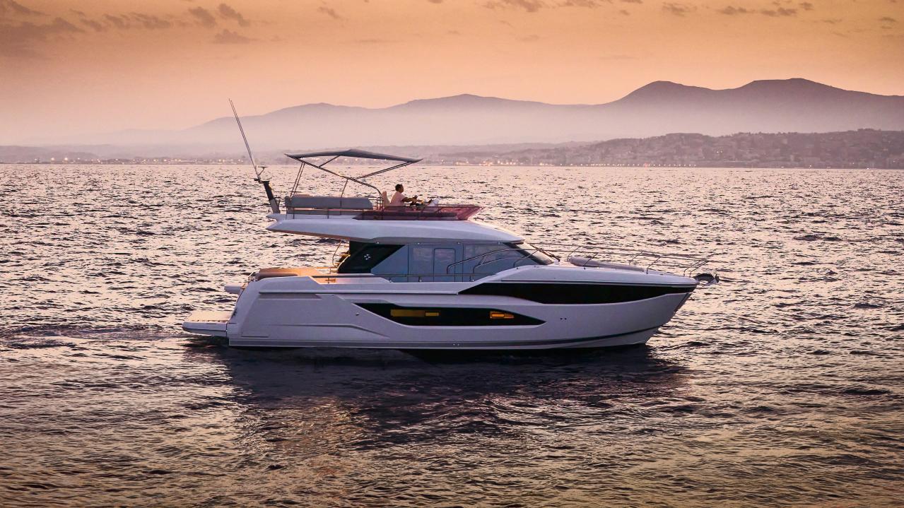 Prestige F4.9