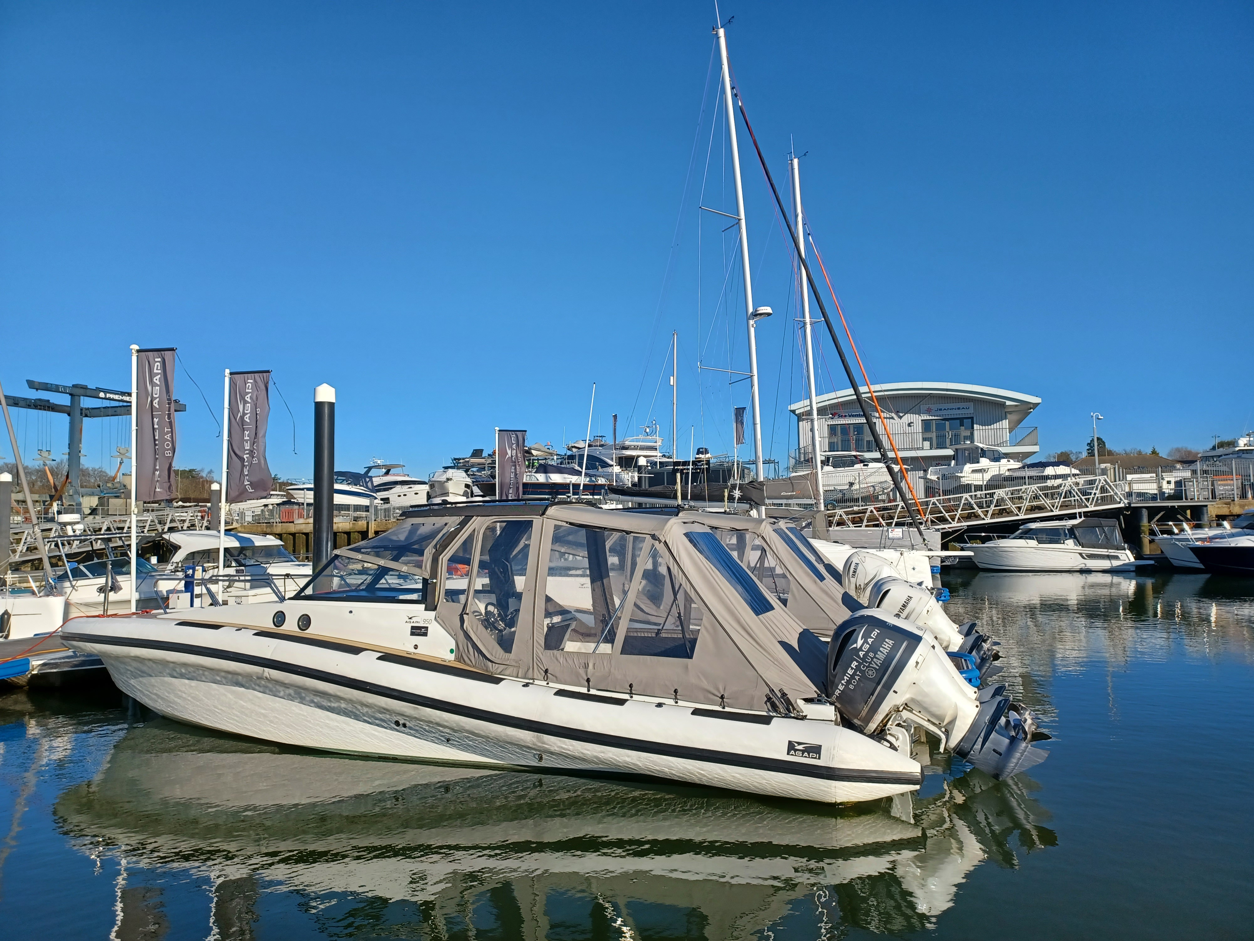 Agapi 950 twin outboard