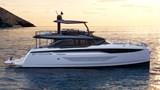 Prestige M8 - Afloat
