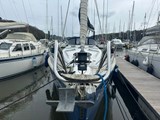 bow of the beneteau Oceanis 411 celebration for sale