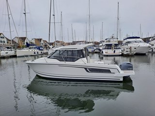 Jeanneau Merry Fisher 795 for sale - afloat