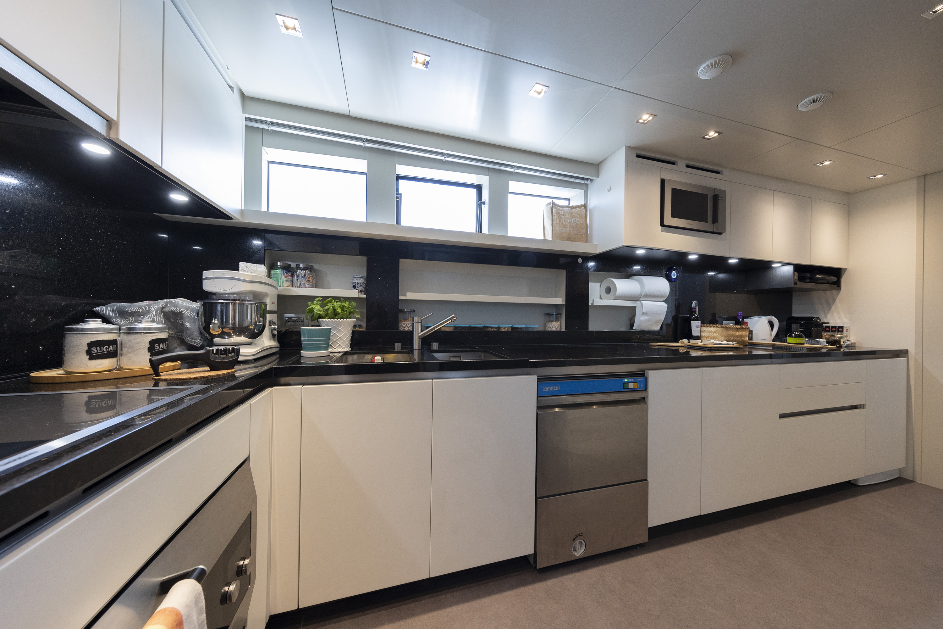 2020 SANLORENZO SL106