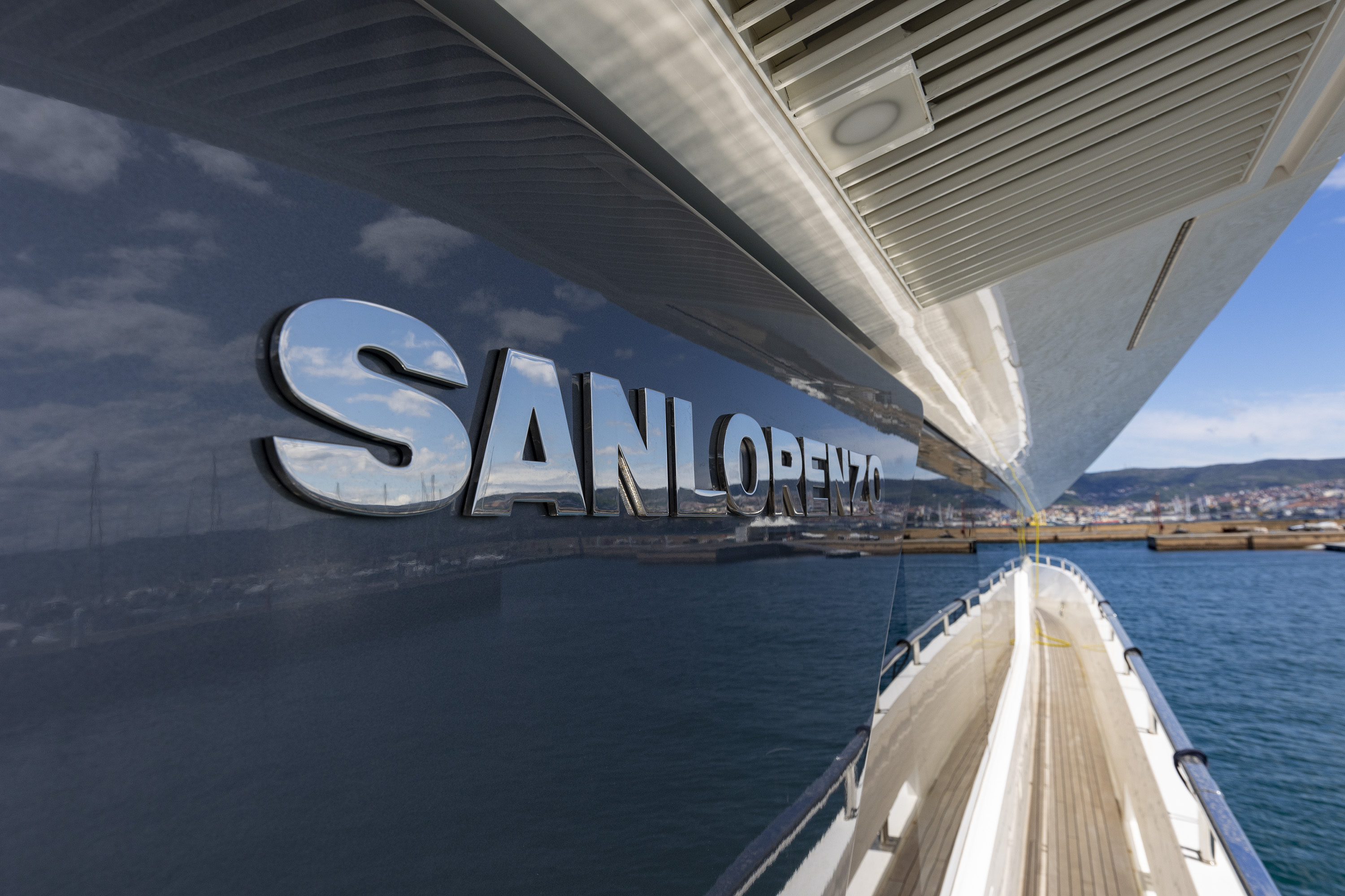 2020 SANLORENZO SL106