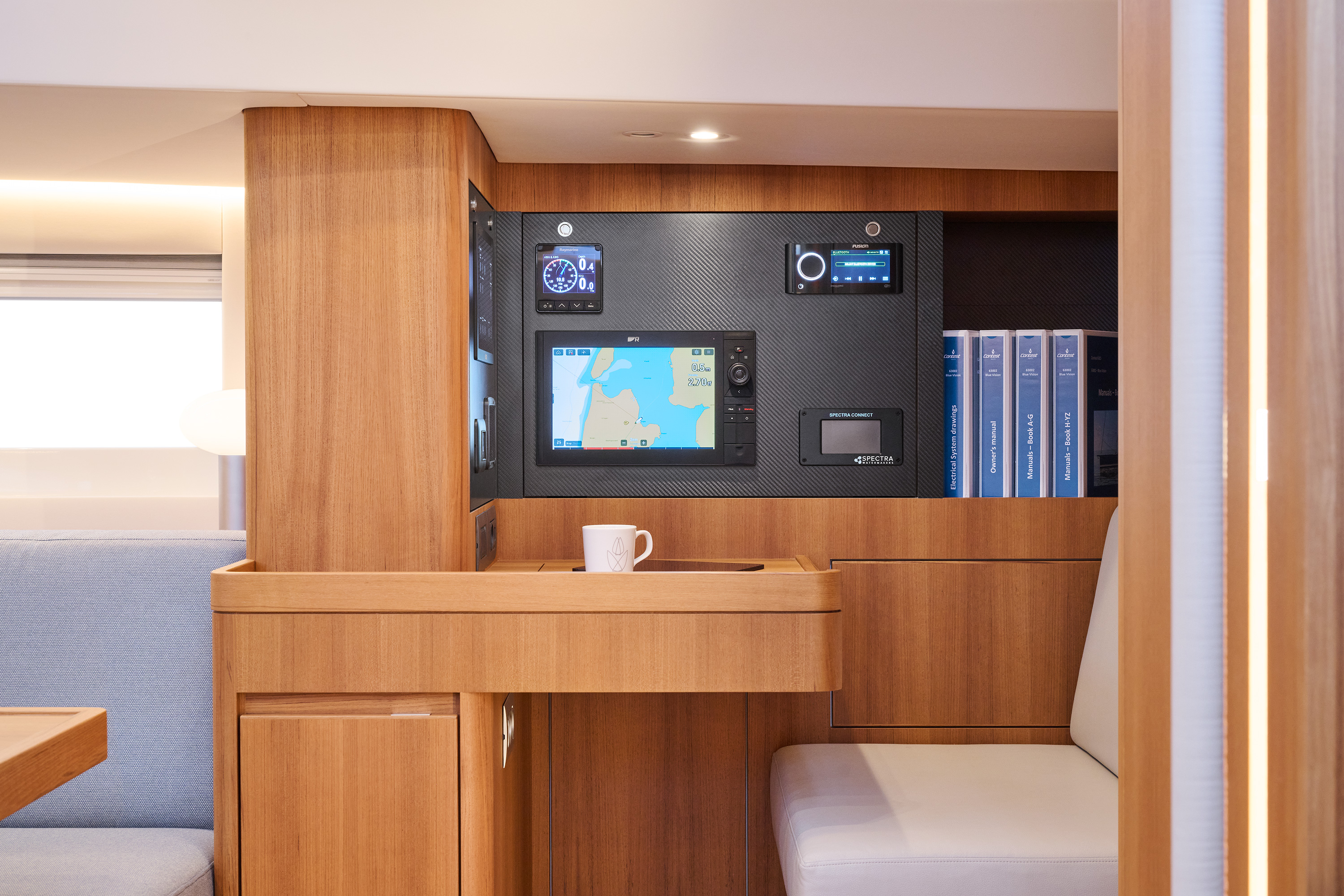 Contest 63CS For Sale - Chart table 