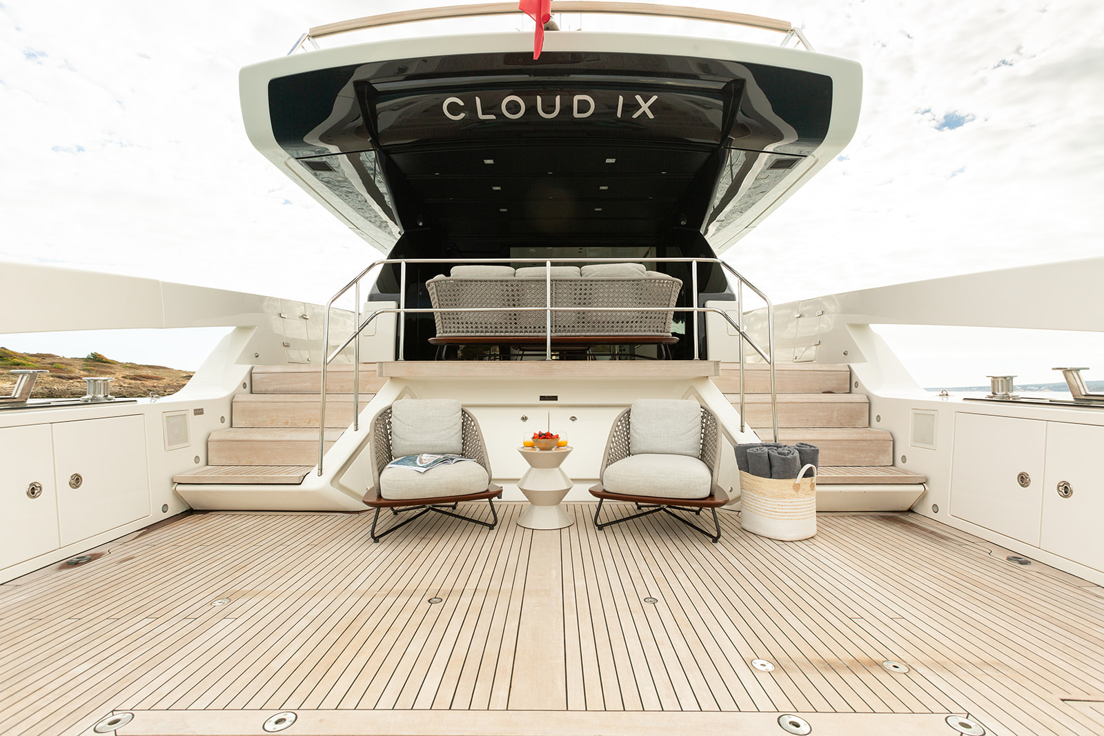 2019 SANLORENZO SX76