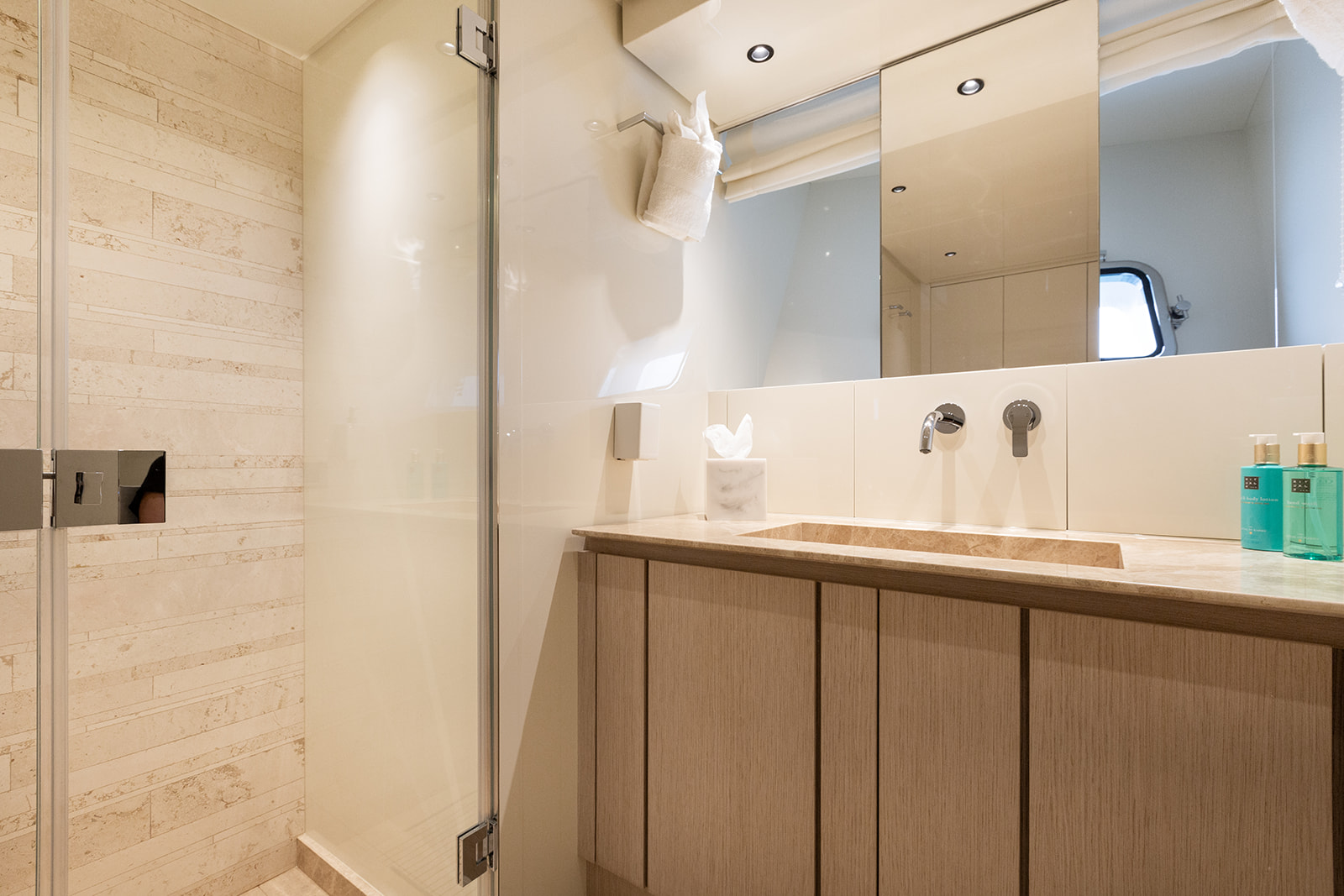 2019 SANLORENZO SX76