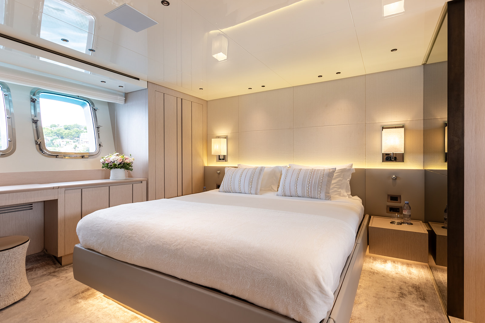 2019 SANLORENZO SX76