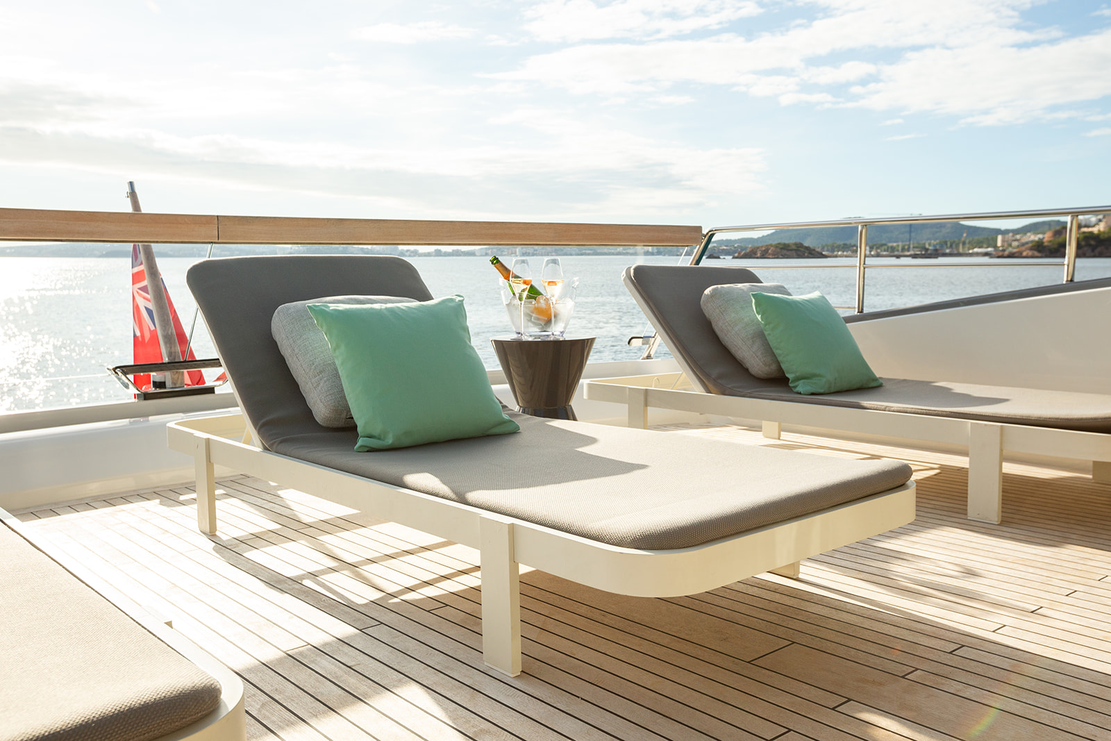 2019 SANLORENZO SX76