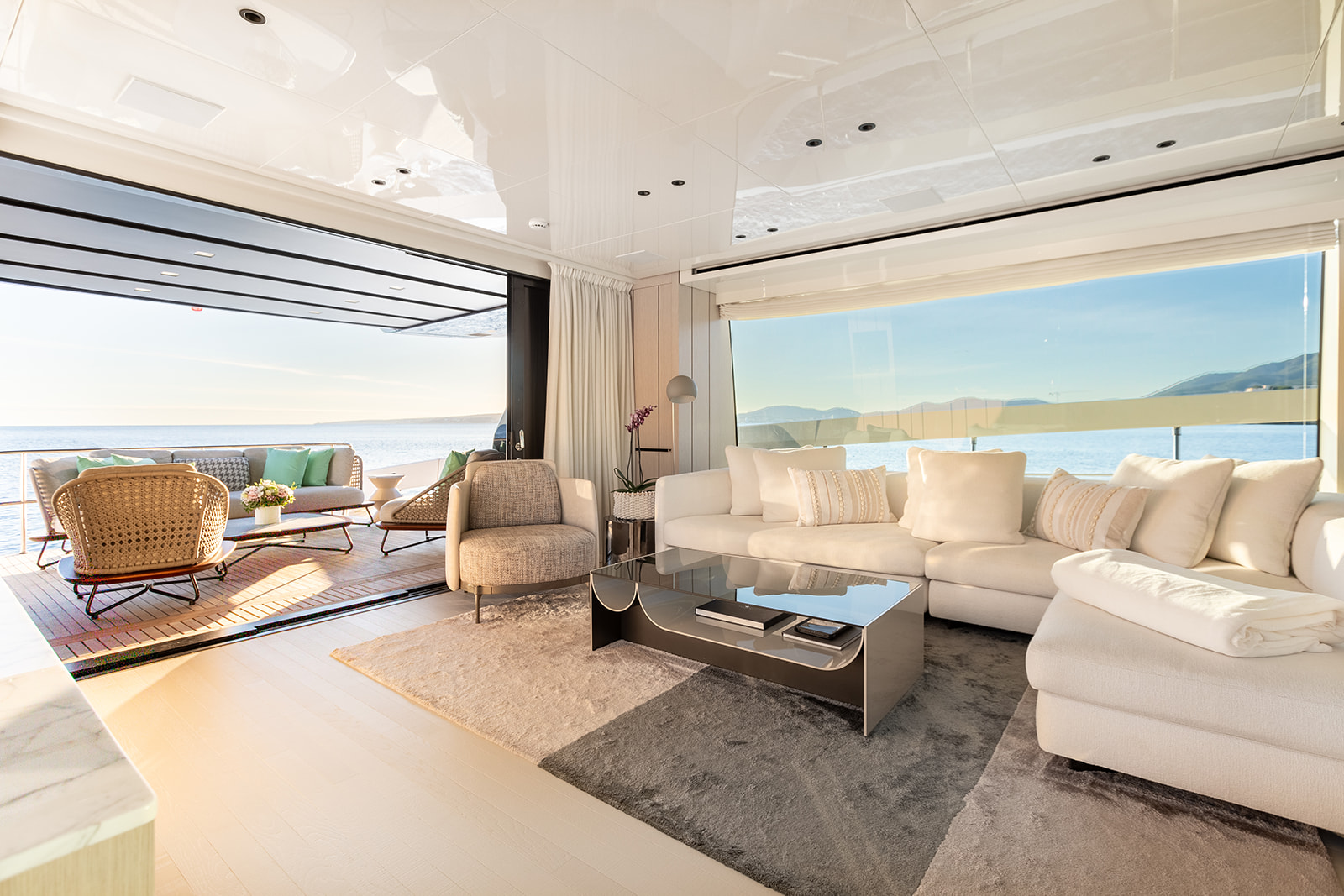 2019 SANLORENZO SX76