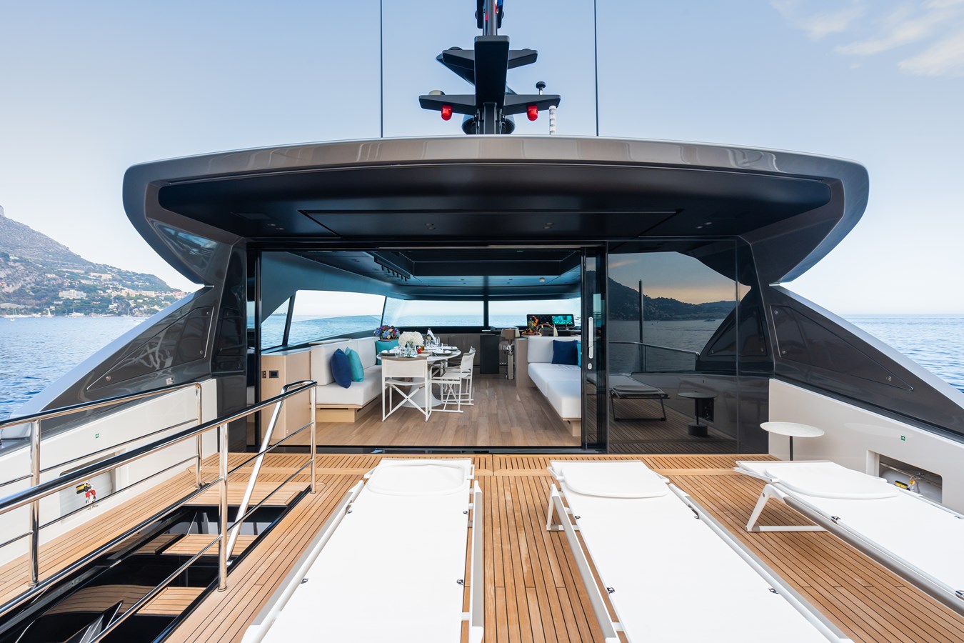 Flybridge Aft