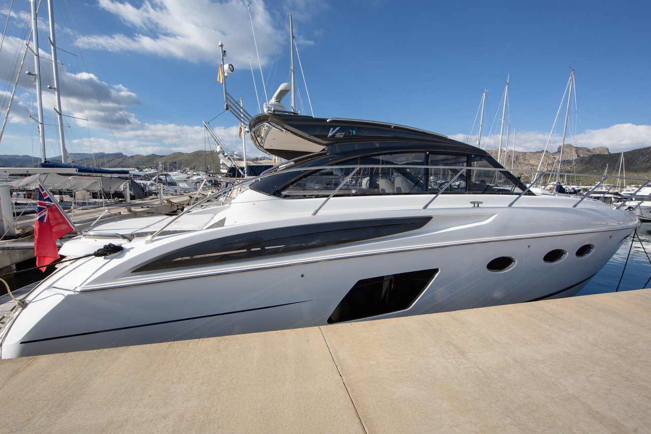 Princess V48 Side view