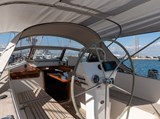 Hallberg-Rassy 40 cockpit