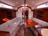 Hanse 315- saloon