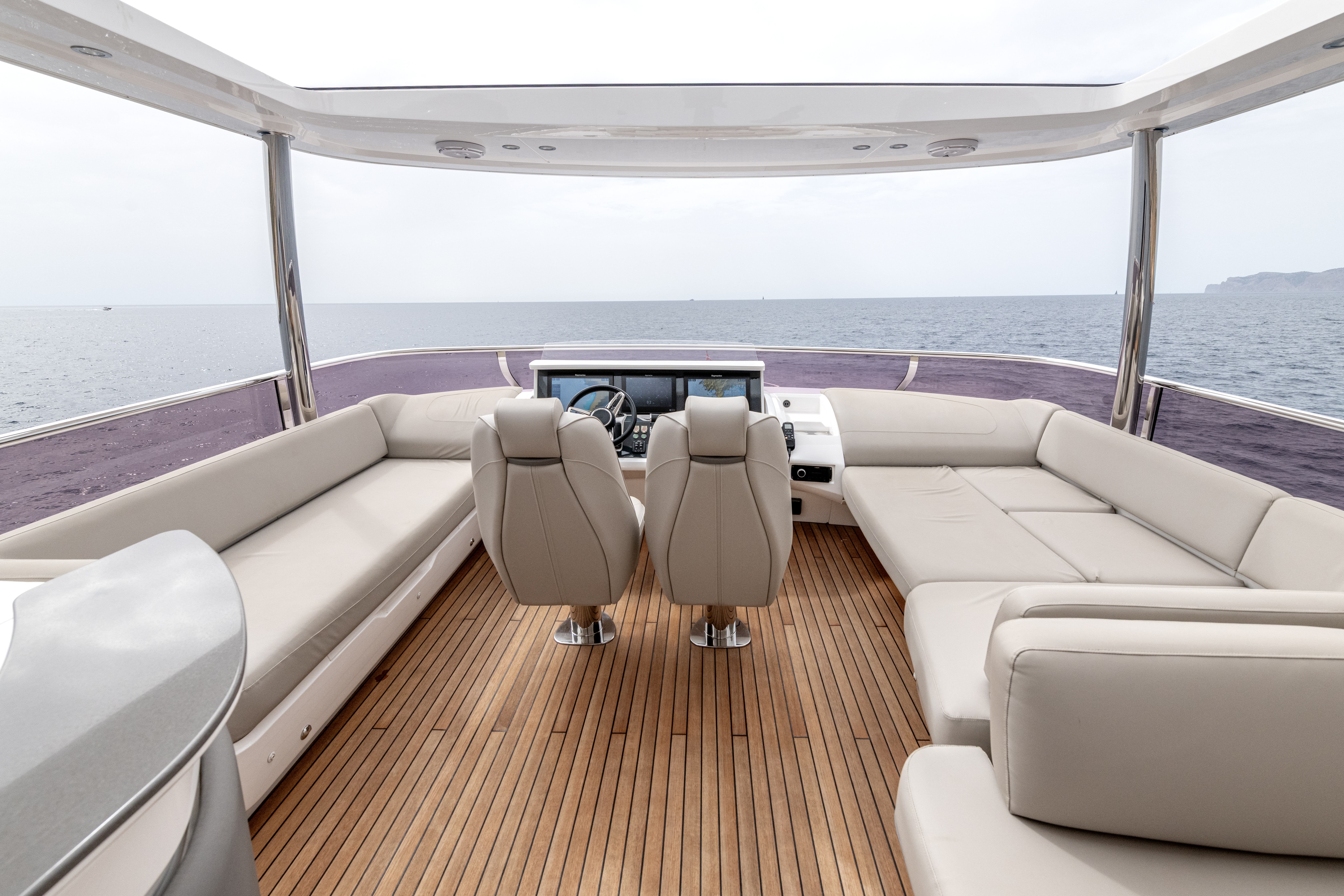 Princess Y75 - Flybridge