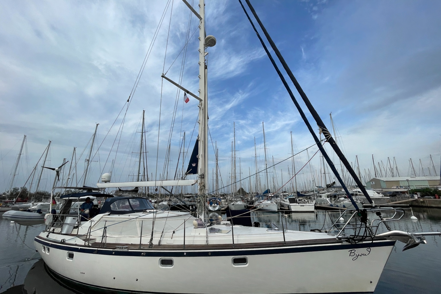 2001 Wauquiez 48 Pilot Saloon