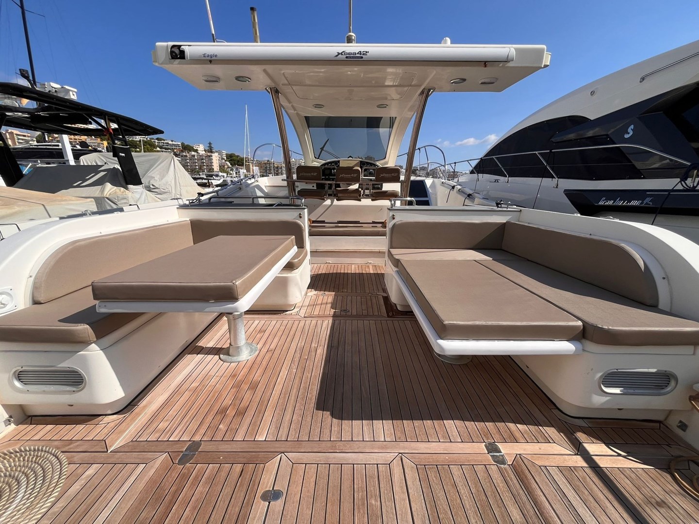 Astromar - Xsea 42 - Sun saloon