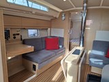 2023 Hanse 418 for sale - Saloon seating