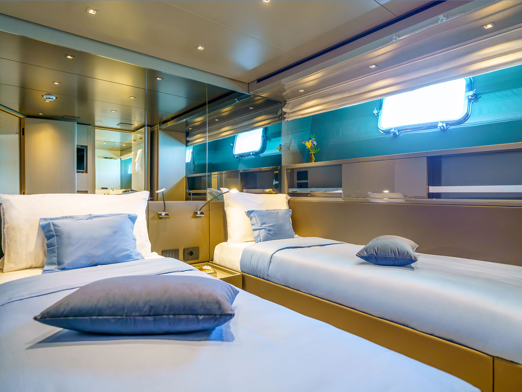 2025 SANLORENZO SL96A