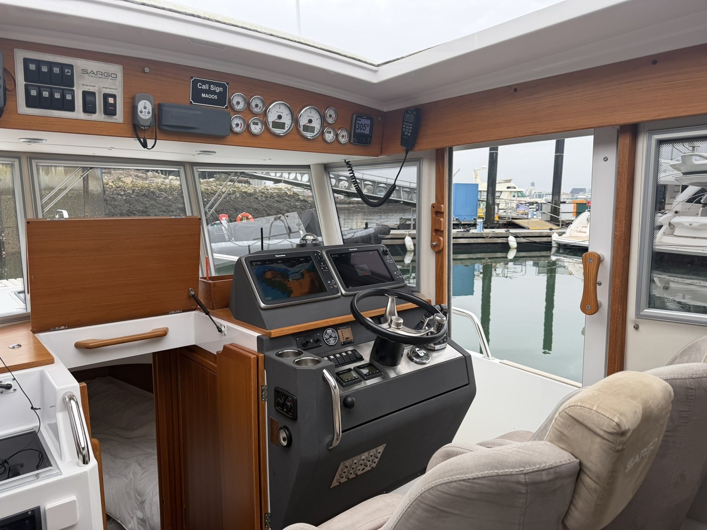 Sargo 31 Helm