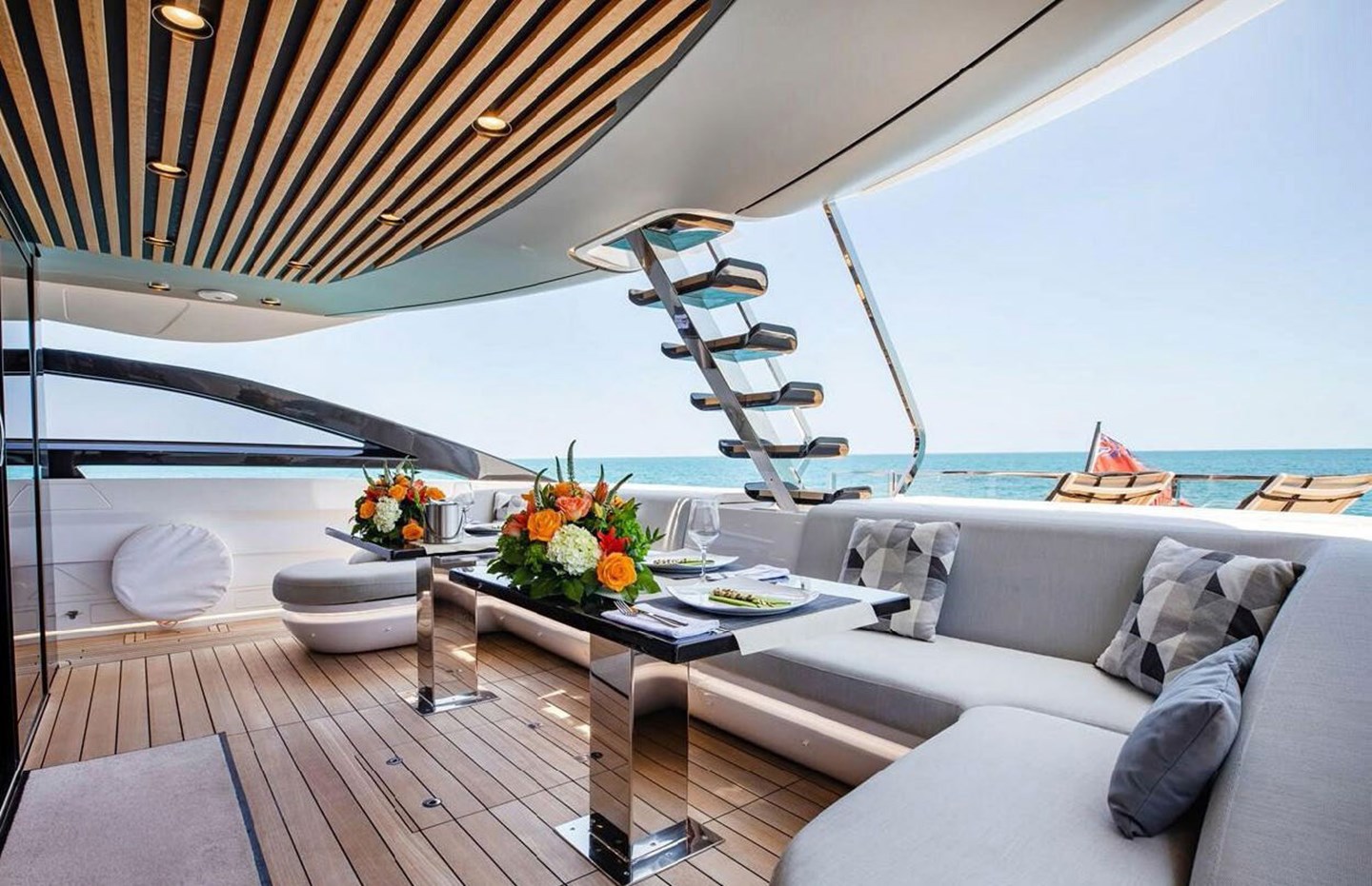 2022 Azimut S10 for sale - cockpit