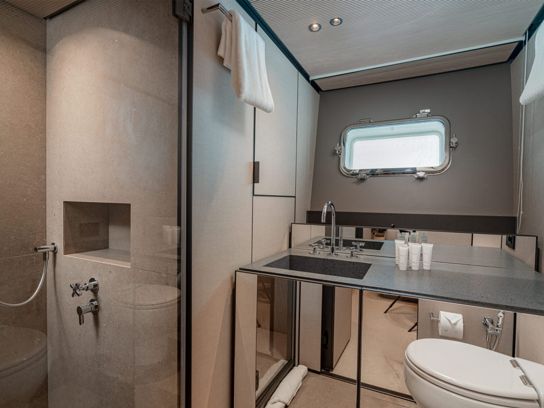 2025 SANLORENZO SP92