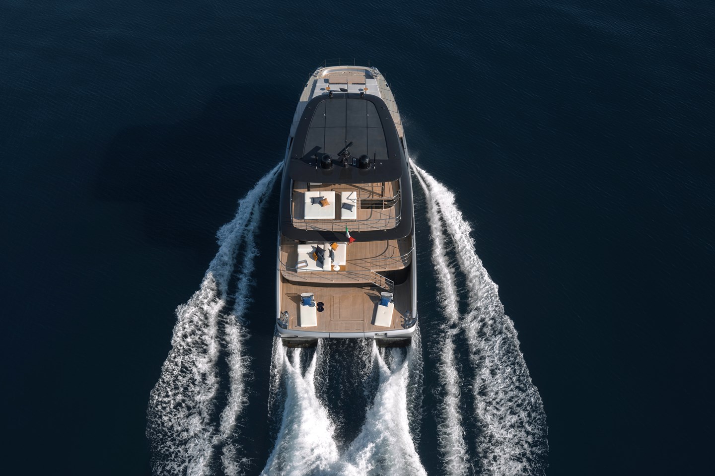 Bluegame BGM75 for sale - aerial shot
