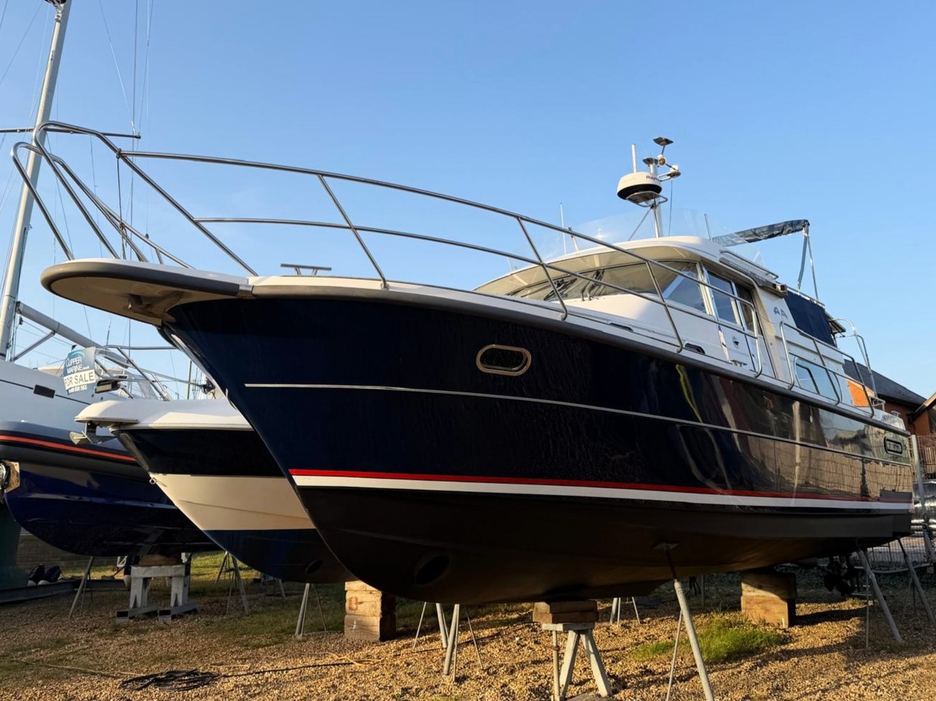 Nimbus 380 Commander