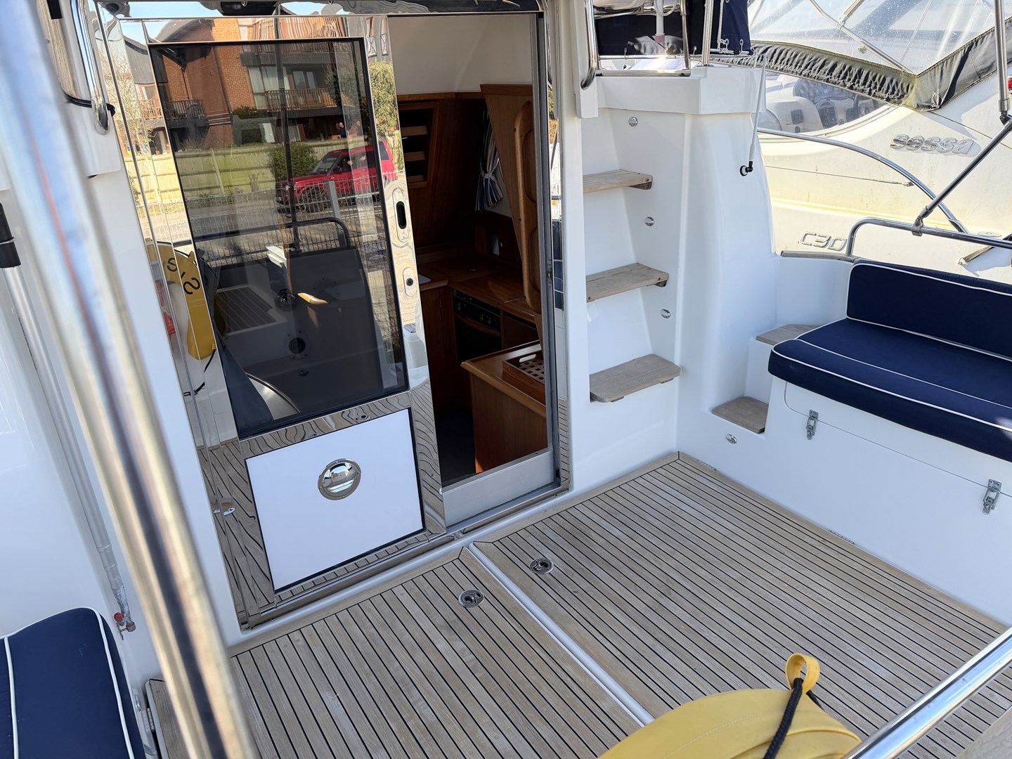 Nimbus 380 Commander Cockpit